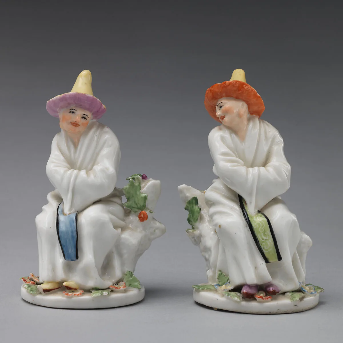 Pair of Chinese figures — Chelsea Porcelain Manufactory