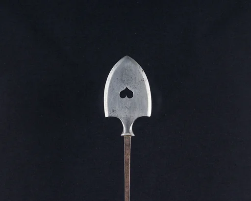 Arrowhead (<i>Yanone</i>)