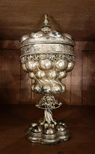 Cup with cover