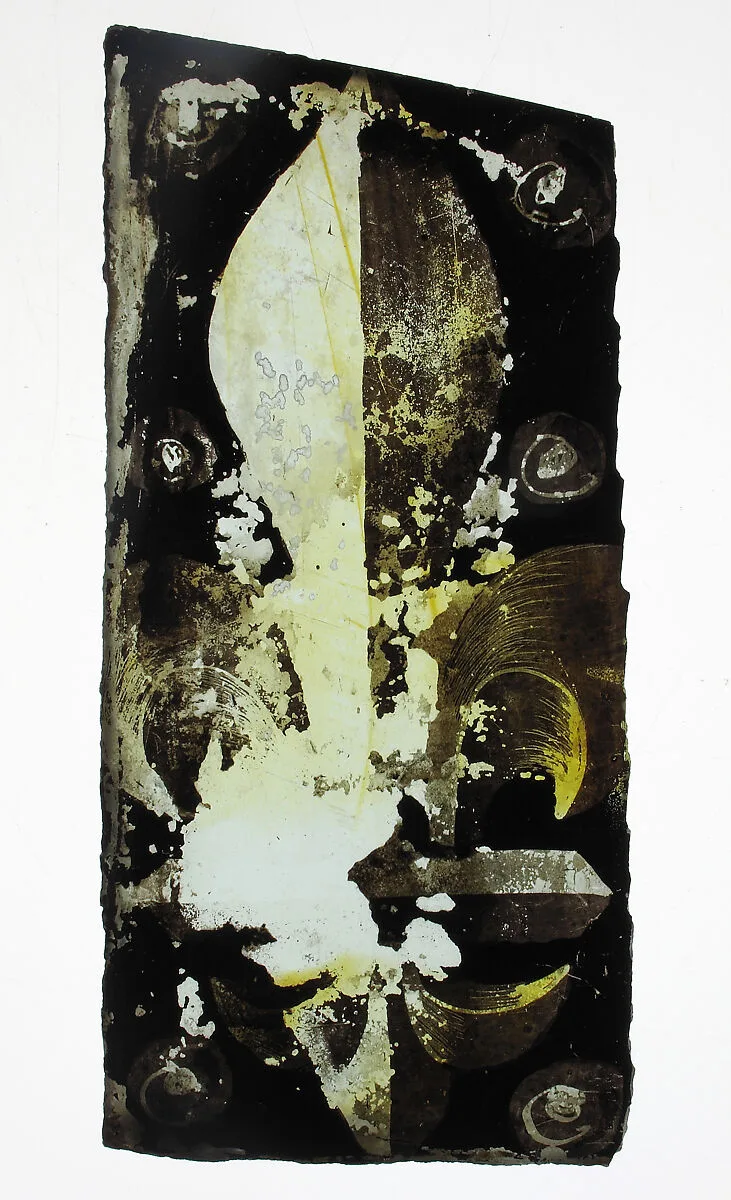 Glass Fragment — Unknown