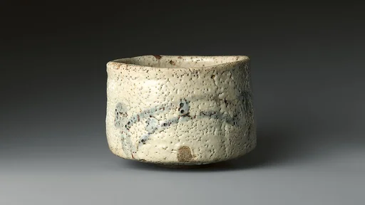 志野橋文茶碗 「神橋」|Shino Teabowl with Bridge and House, known as “Bridge of the Gods” (Shinkyō)