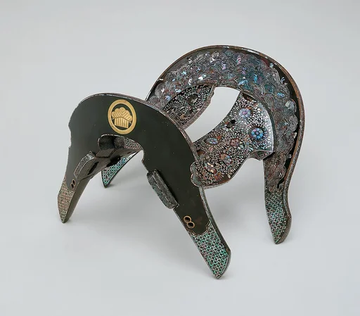 Saddle (Kura)