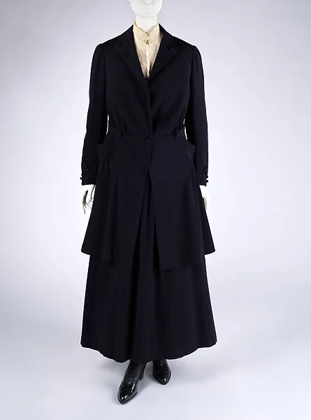 Suit — Unknown