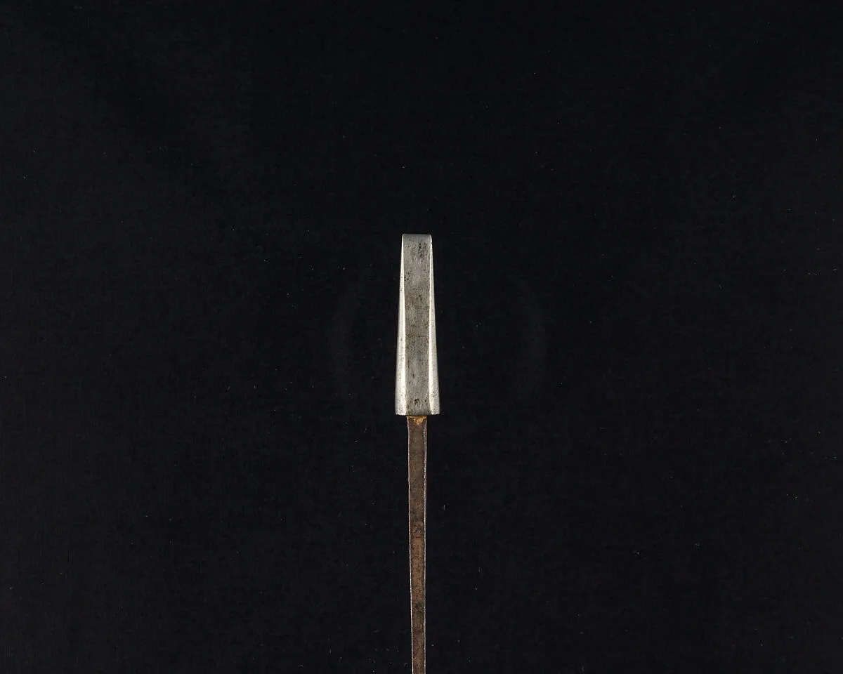 Arrowhead (<i>Yanone</i>) — Unknown