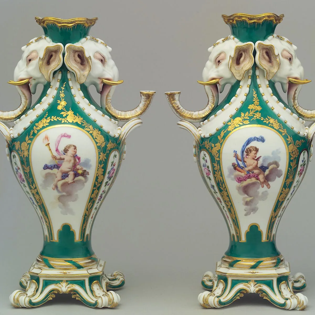 Pair of elephant-head vases (vases à tête d'éléphant) — Sèvres Manufactory|Jean-Claude Duplessis