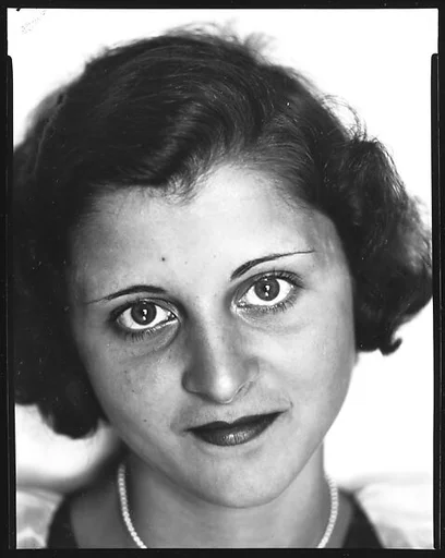 [Unidentified Woman, Havana]