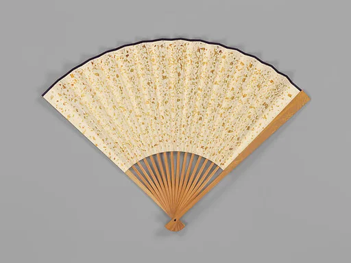 現代 金西厓刻金城繪扇骨《竹蜂圖》、《松鼠圖》 成扇|Folding fan with bamboo frame carved with bamboo shoot, squirrel and pine tree