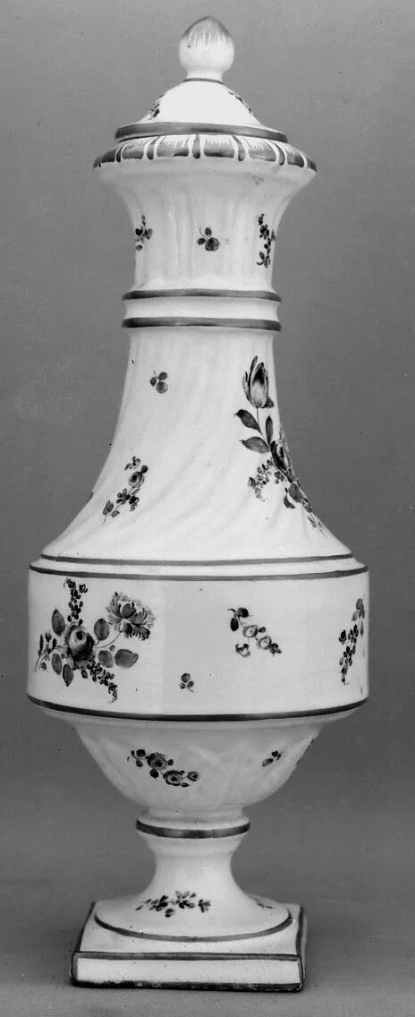 Vase — Höchst Manufactory
