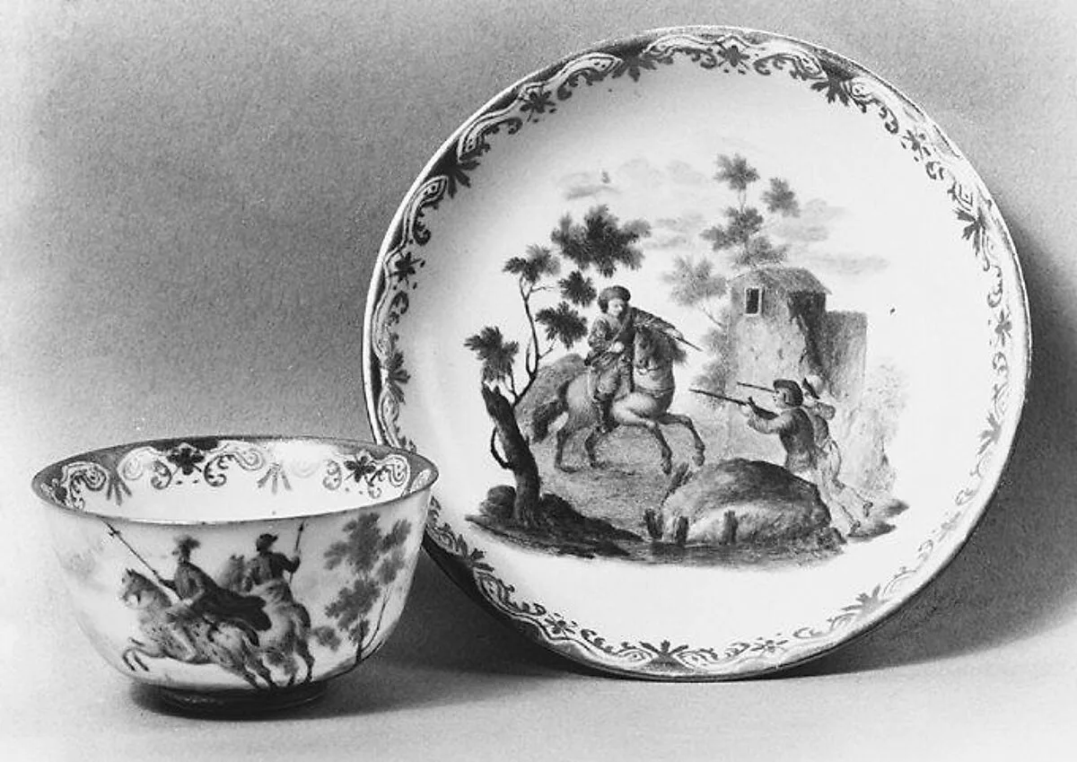 Cup and saucer — Real Fabrica de Buen Retiro