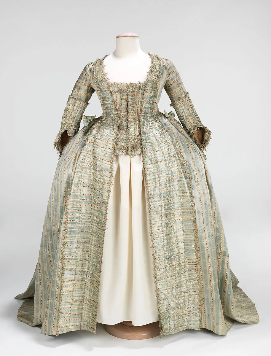 Robe à la Française — Unknown