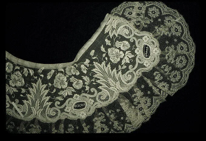 Collar — Unknown