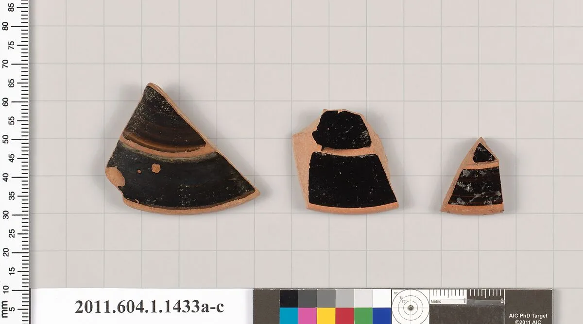Terracotta fragments of kylikes (drinking cups) — Unknown