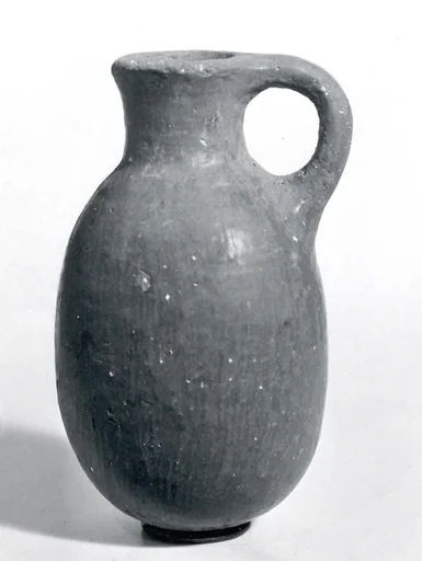 Oil jug