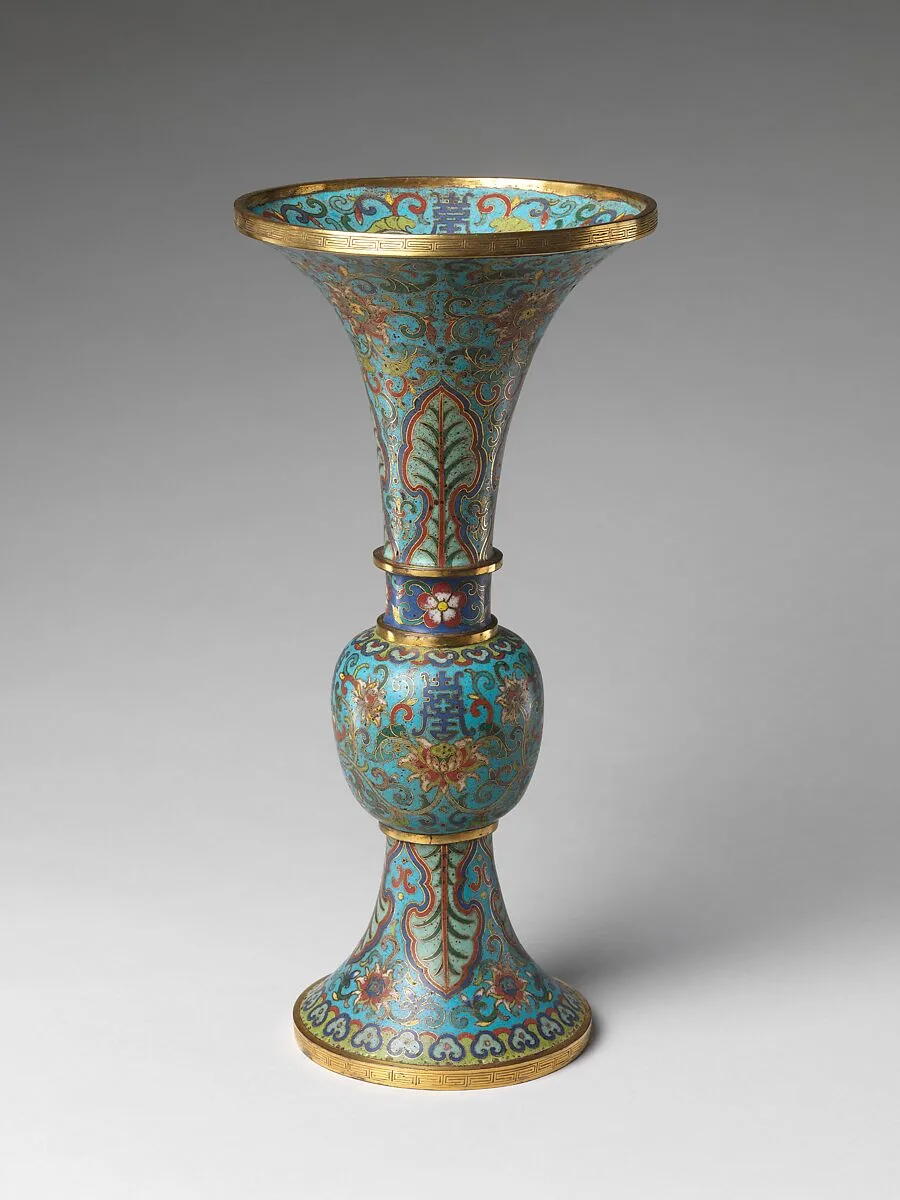 清中期 掐絲琺瑯花觚(五供之一)|Vase from a five-piece altar set — Unknown