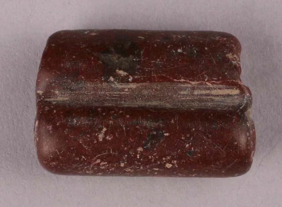 Beads — Unknown