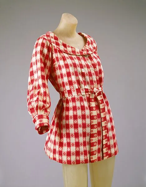 Beach cover-up — Tina Leser