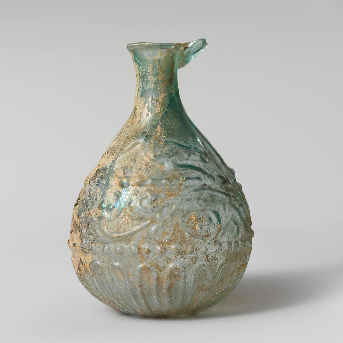 Glass hunt-and-scroll bottle — Unknown
