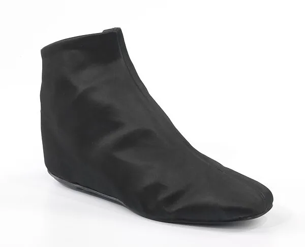 Evening boots — Beth Levine|Herbert Levine Inc.
