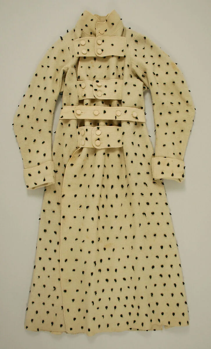 Dressing gown — Unknown