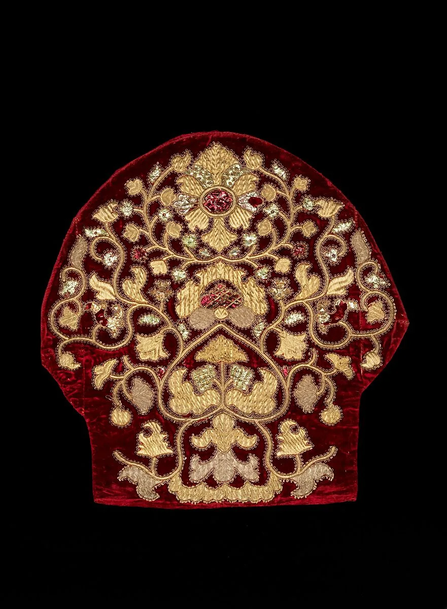 Headdress — Unknown