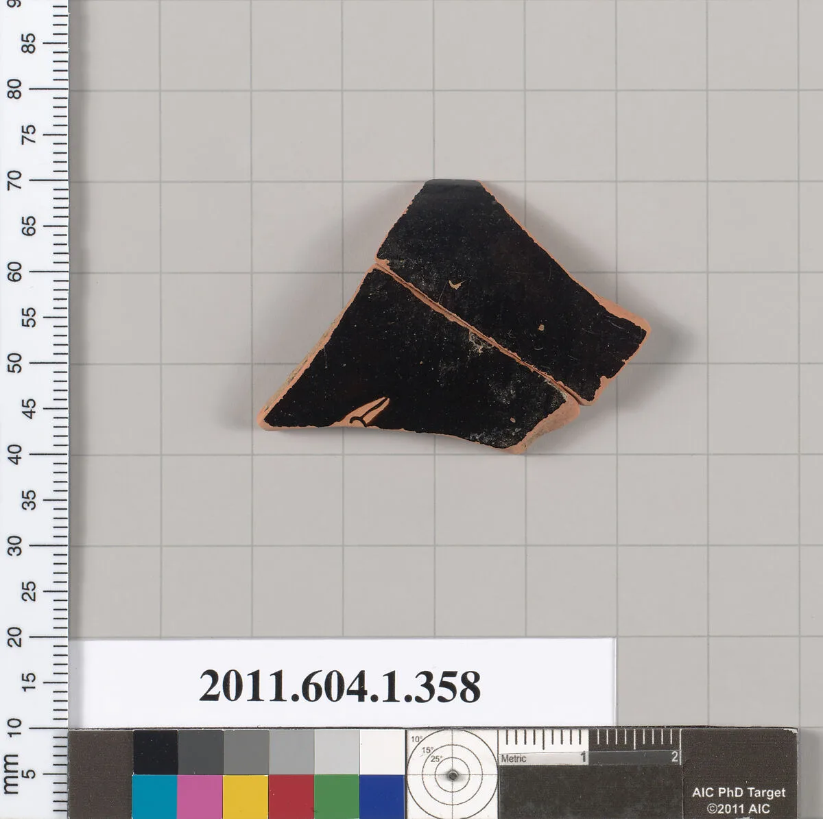 Terracotta rim fragment of a kylix (drinking cup) — Unknown