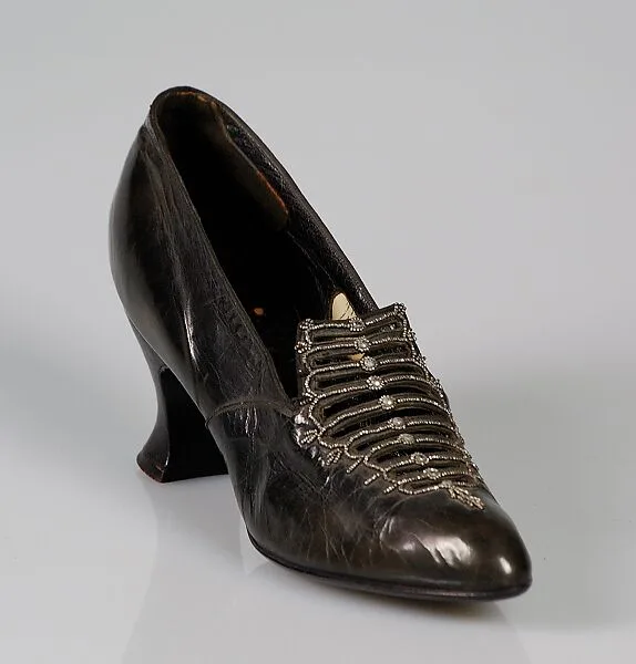 Dinner pumps — Marshall Field & Company