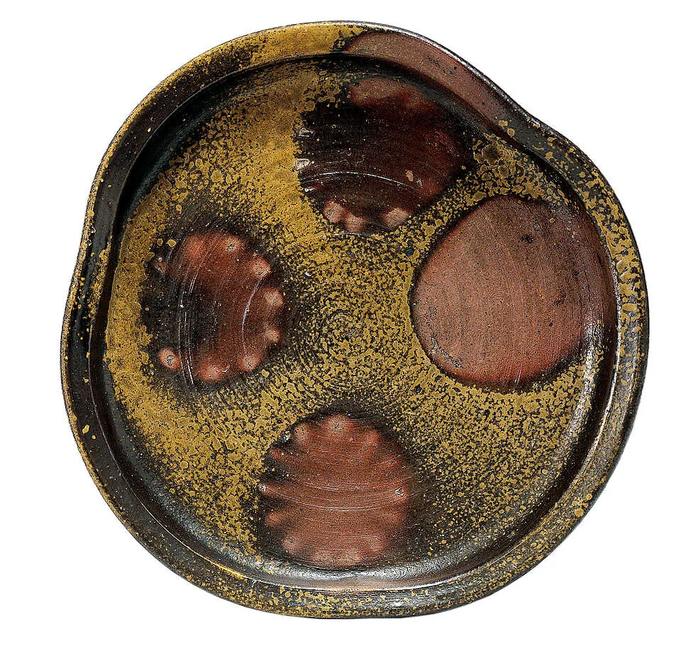 備前牡丹餅平鉢|Serving Dish (Hirabachi) with Circular Patterns (Botan-mochi) — Unknown