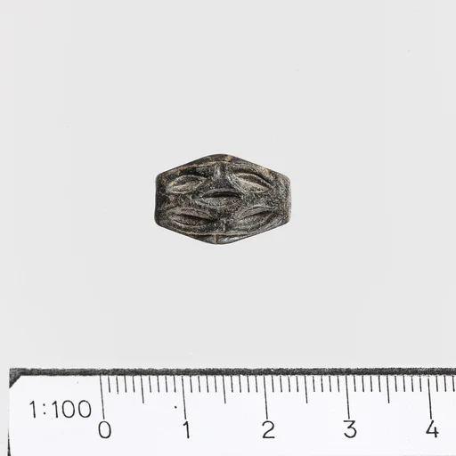 Steatite amygdaloid seal