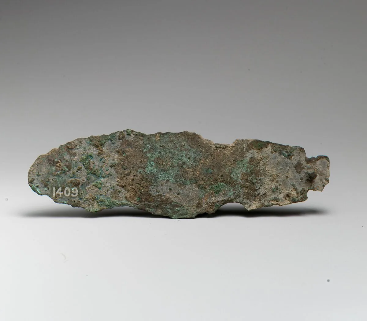 Bronze knife — Unknown