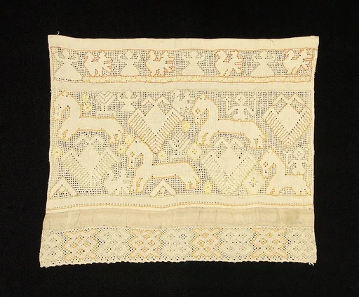 Towel border