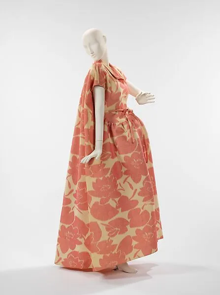 Evening dress — Hubert de Givenchy|House of Givenchy