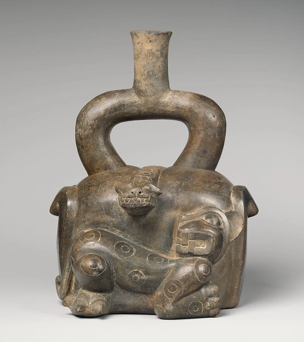 Stirrup-spout bottle with feline and snake — Cupisnique artist(s)