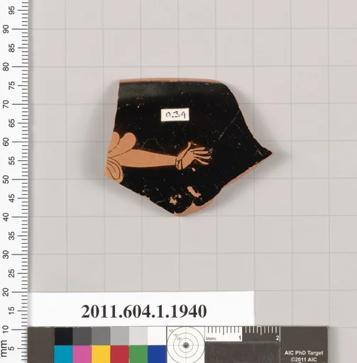 Terracotta rim fragment of a kylix (drinking cup)