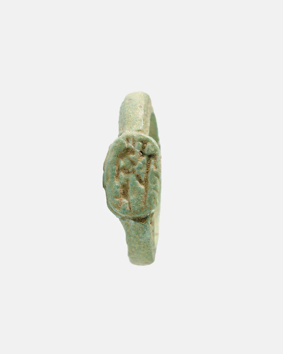 Ring, god figure — Unknown