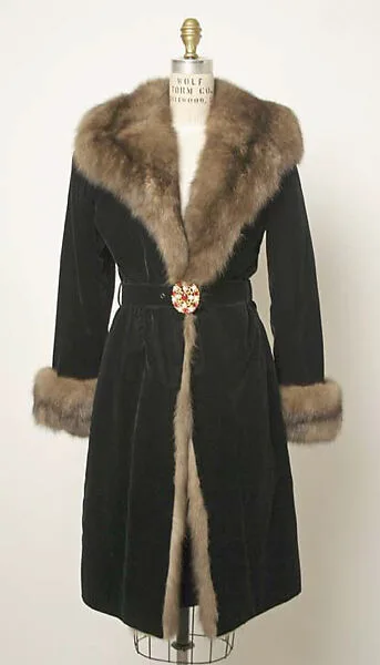Evening ensemble — Yves Saint Laurent|Yves Saint Laurent