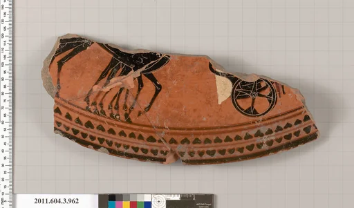 Terracotta fragment of a lekanis lid (covered dish)