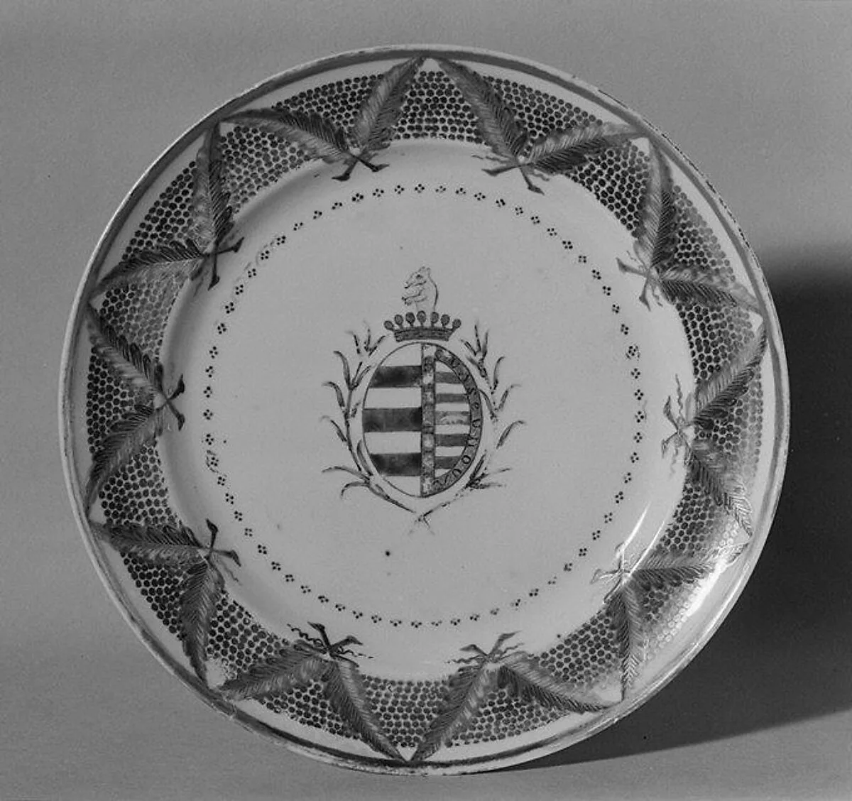 Plate (part of a service) — Unknown