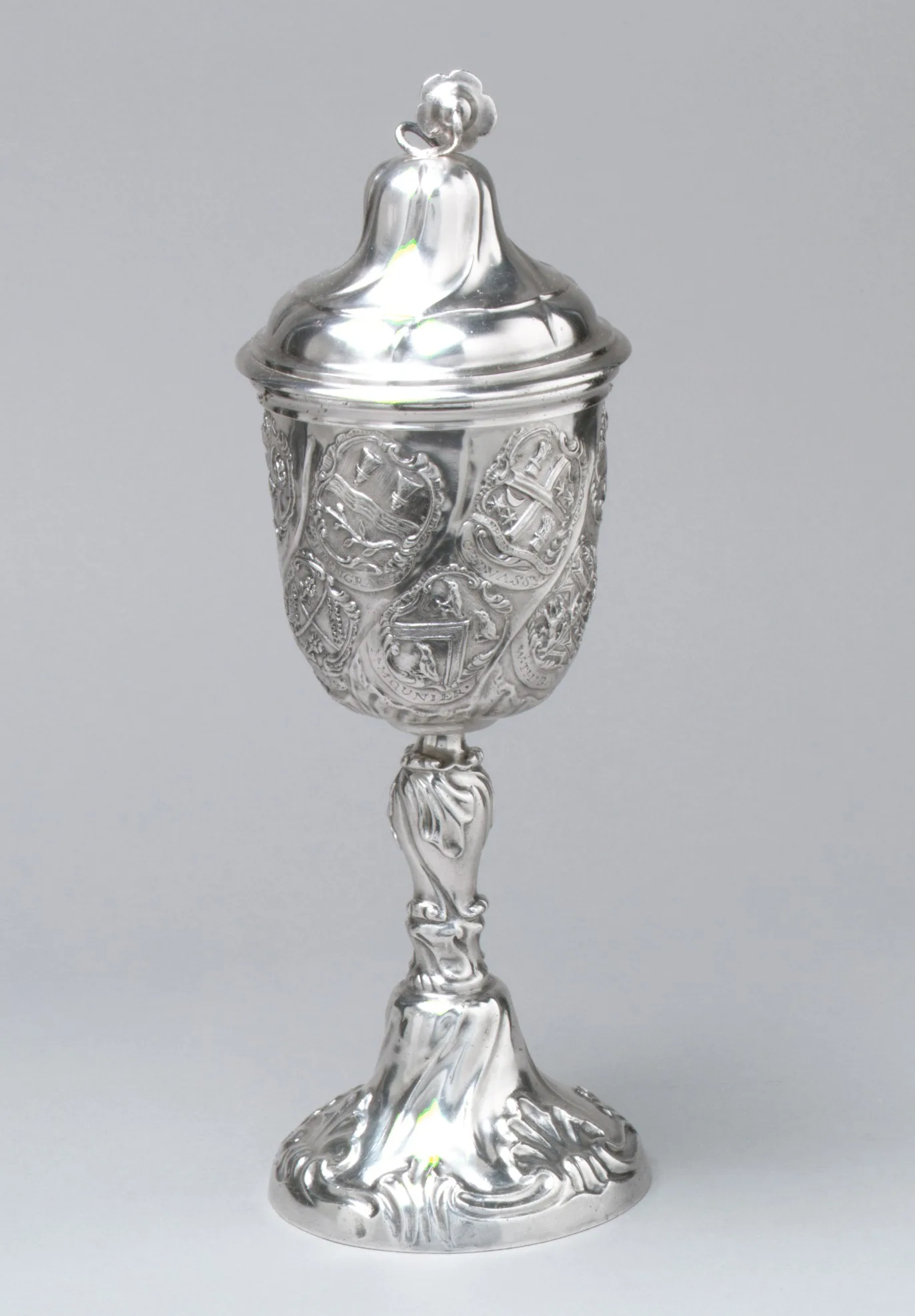 Cup with cover — Elkington & Co.