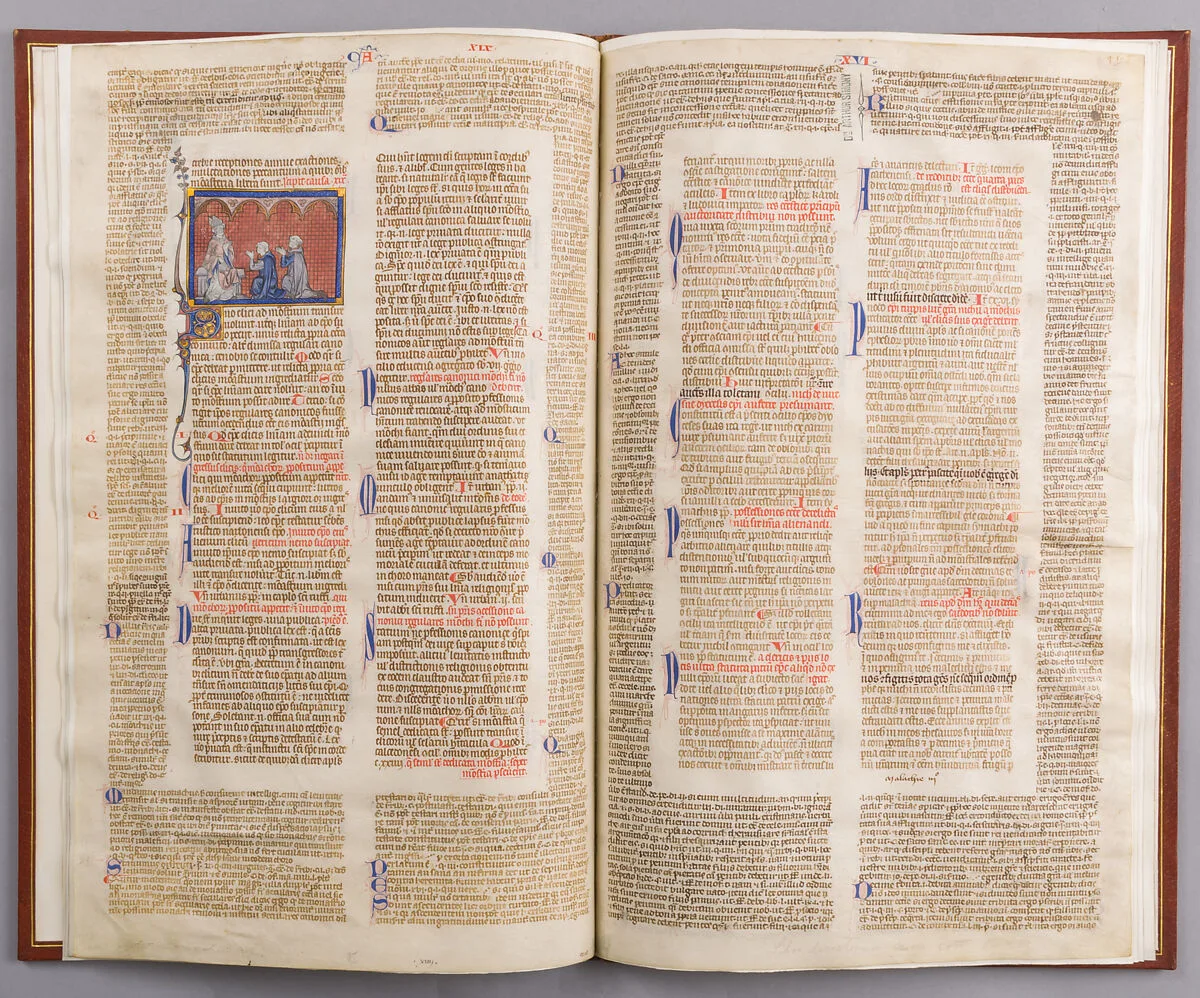 Bifolium with the Decretals of Gratian — Master Honore