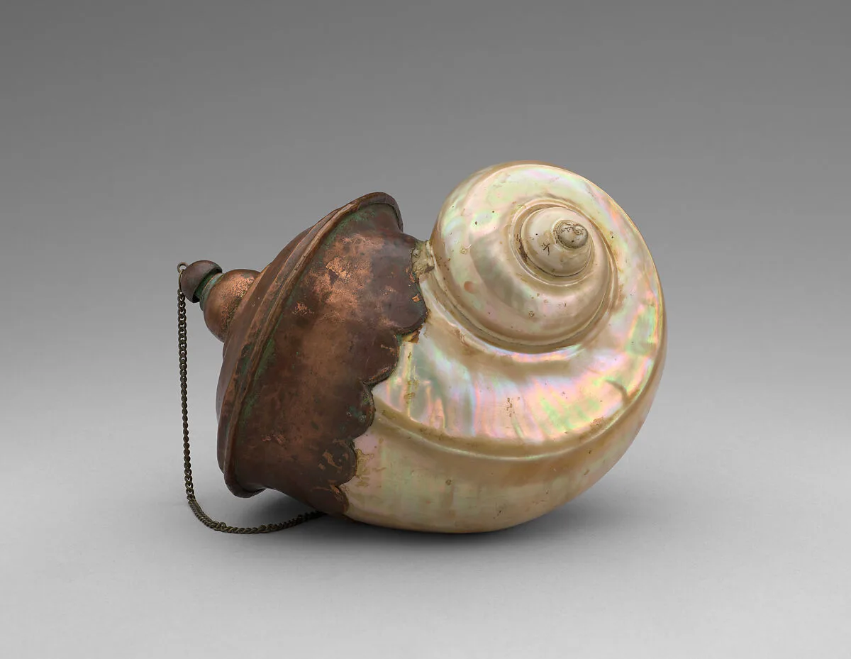 Covered container — Unknown