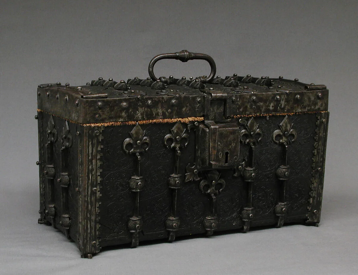 Coffer with key — Unknown