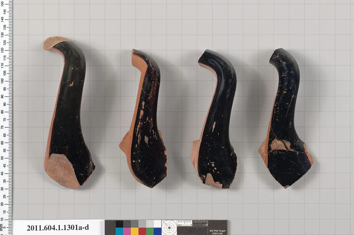 Terracotta fragments of kylikes (drinking cups) — Unknown