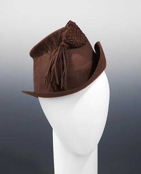 Hat — Rose Valois