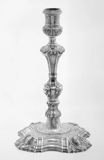 Pair of candlesticks