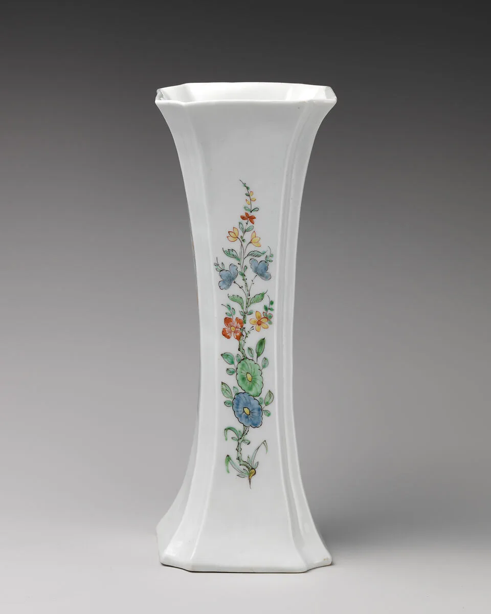 Beaker (part of a garniture) — Unknown