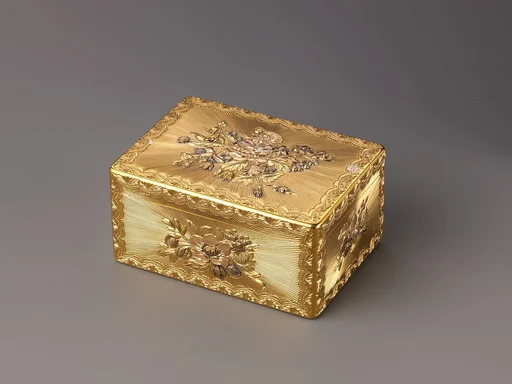 Snuffbox