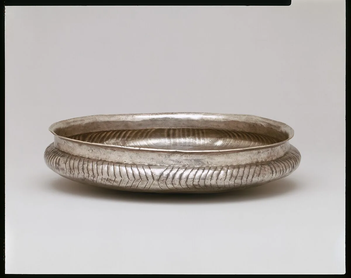 Silver bowl — Unknown