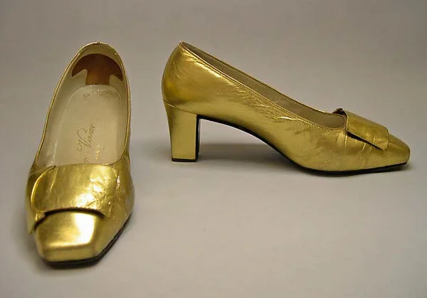 Pumps — Roger Vivier