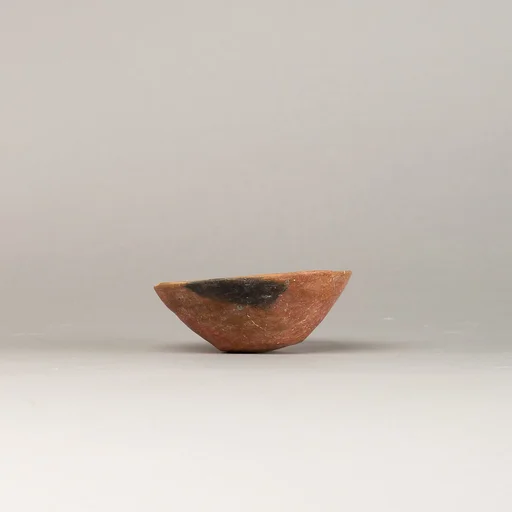 White cross-lined ware bowl