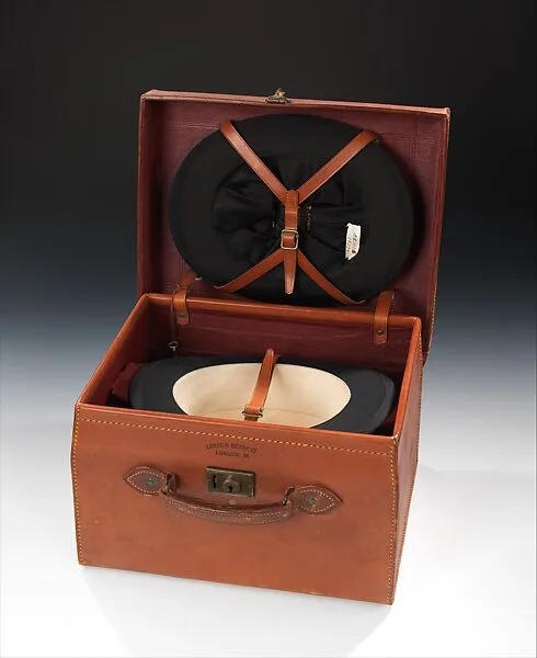 Accessory set — Scott & Company|Dobbs